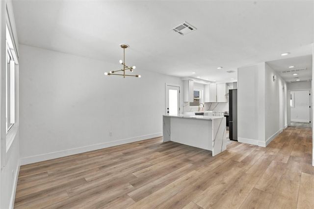 804 BRUCE AVENUE, Clearwater, FL 33767
