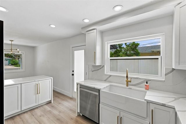 804 BRUCE AVENUE, Clearwater, FL 33767