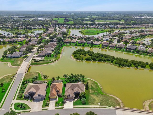 8872 BRIDGEPORT BAY CIRCLE, Mount Dora, FL 32757