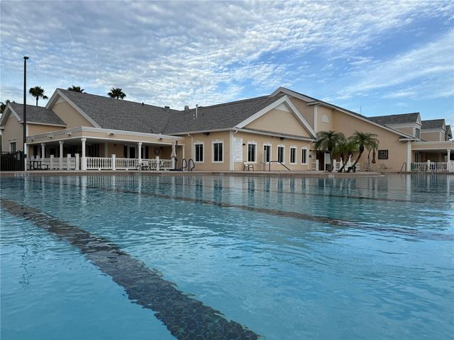 8872 BRIDGEPORT BAY CIRCLE, Mount Dora, FL 32757