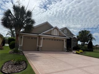 8872 BRIDGEPORT BAY CIRCLE, Mount Dora, FL 32757