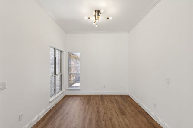 9913 Hanford Drive, Denton, TX 76207