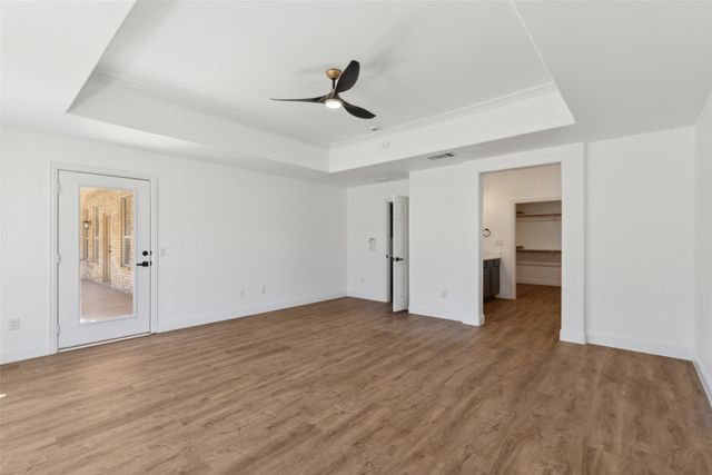 9913 Hanford Drive, Denton, TX 76207