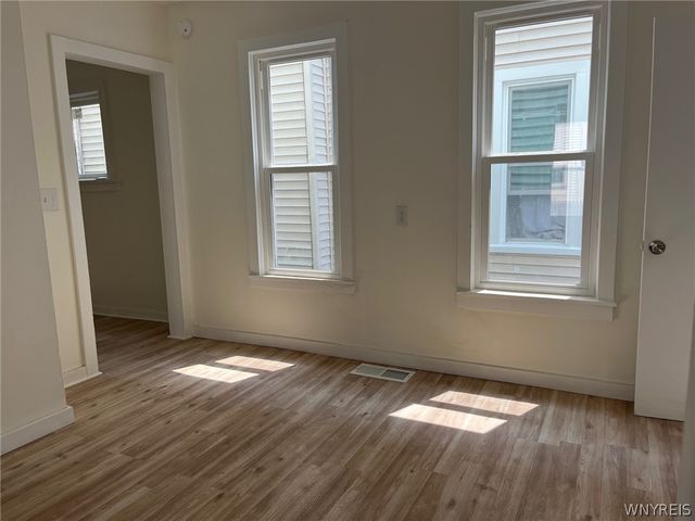 92 Dewitt Street, Buffalo, NY 14213