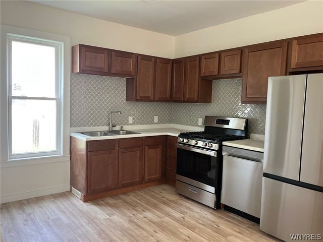 92 Dewitt Street, Buffalo, NY 14213