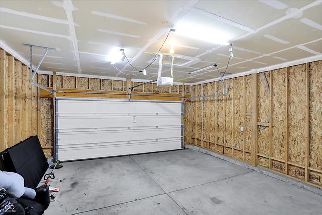 1942 Turning Leaf Drive, Franklin, IN 46131