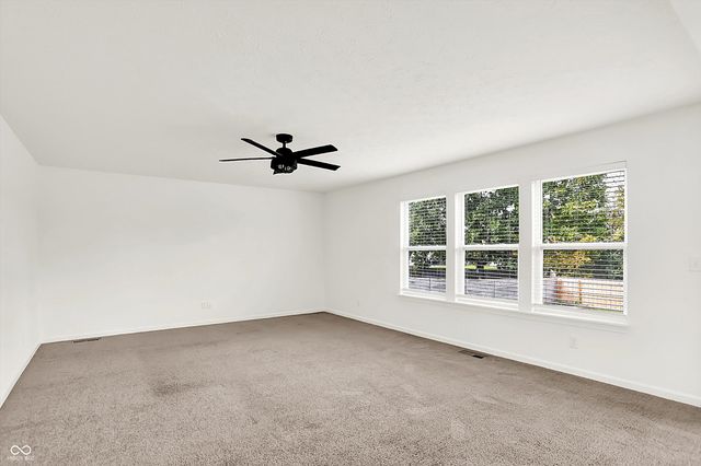 1942 Turning Leaf Drive, Franklin, IN 46131