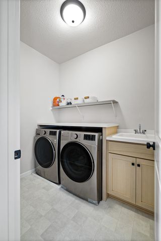 6510 Harvest Way, Chaska, MN 55318