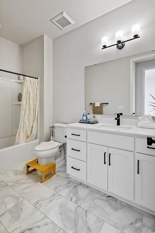 6510 Harvest Way, Chaska, MN 55318