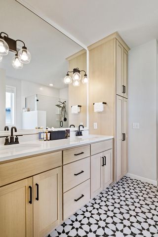 6510 Harvest Way, Chaska, MN 55318