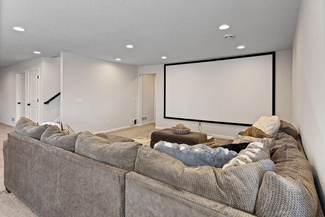 6510 Harvest Way, Chaska, MN 55318