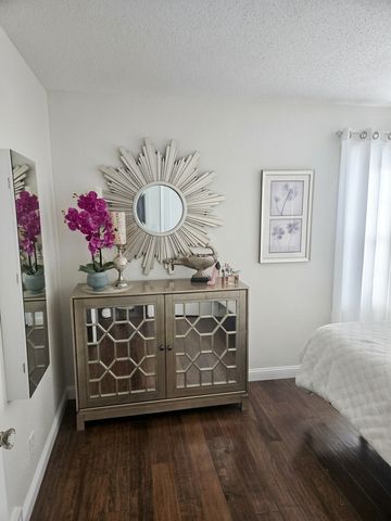 1430 9th Avenue S, Fargo, ND 58103