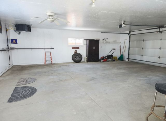 1430 9th Avenue S, Fargo, ND 58103