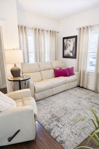 1430 9th Avenue S, Fargo, ND 58103