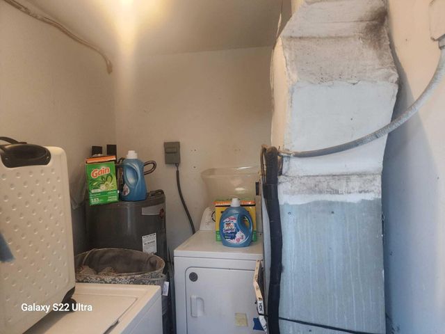 1441 W Central Street, Lantana, FL 33462