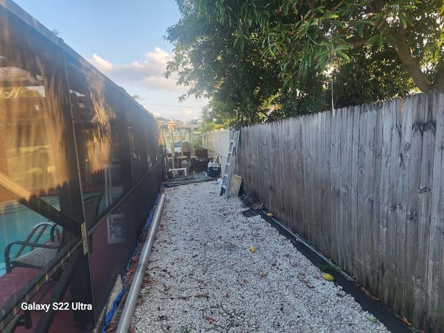 1441 W Central Street, Lantana, FL 33462