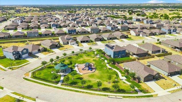 13518 Mineral Road, Ponder, TX 76259