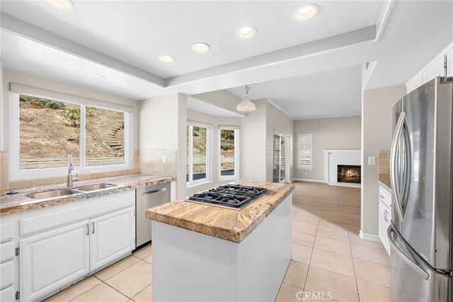 19 Cambridge Court, Coto De Caza, CA 92679