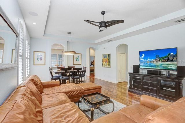 9506 CAVENDISH DRIVE, Tampa, FL 33626