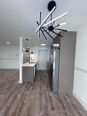 20132 Willow Drive 20132, Lynwood, IL 60411