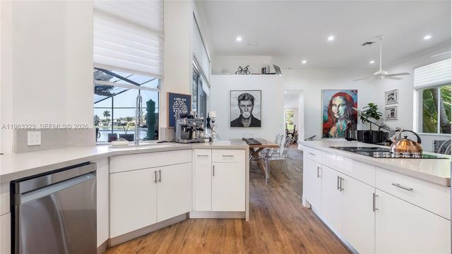 2633 Oakbrook Dr, Weston, FL 33332