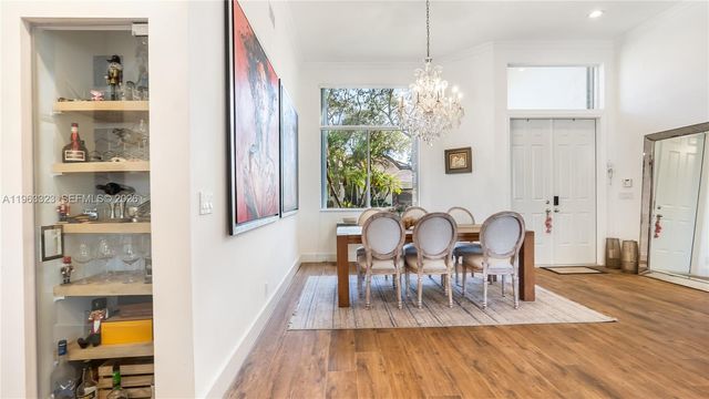 2633 Oakbrook Dr, Weston, FL 33332