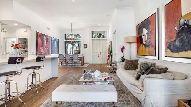 2633 Oakbrook Dr, Weston, FL 33332