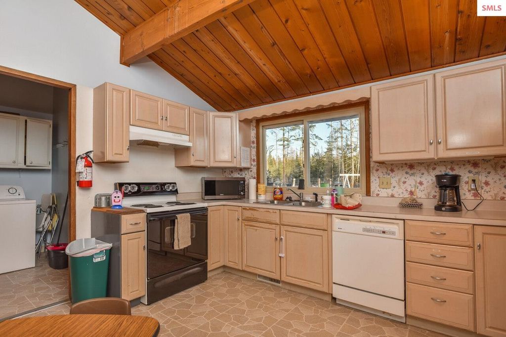 478121 US-95, Ponderay, ID 83852 photo 19