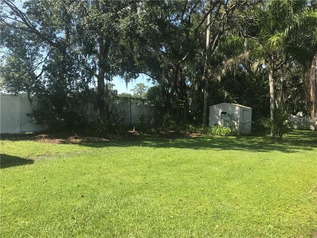 1001 JOHNSON LOOP, Plant City, FL 33563