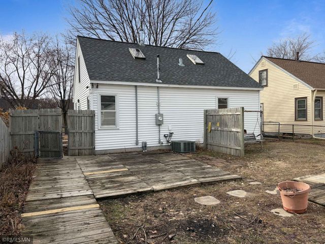 5230 Irving Avenue N, Minneapolis, MN 55430