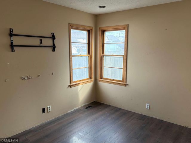 5230 Irving Avenue N, Minneapolis, MN 55430