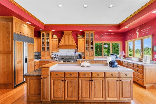 401 M County Road 2425 N, Mahomet, IL 61853