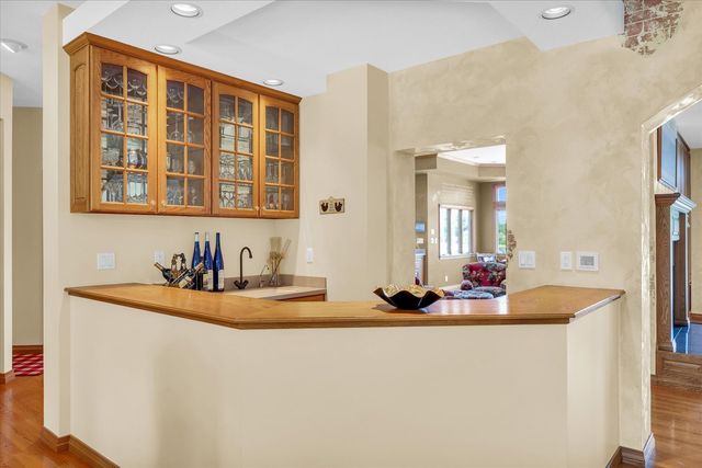 401 M County Road 2425 N, Mahomet, IL 61853