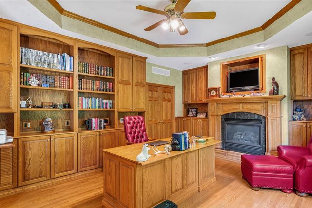 401 M County Road 2425 N, Mahomet, IL 61853