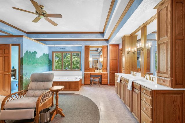 401 M County Road 2425 N, Mahomet, IL 61853