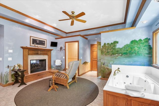 401 M County Road 2425 N, Mahomet, IL 61853