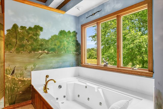 401 M County Road 2425 N, Mahomet, IL 61853