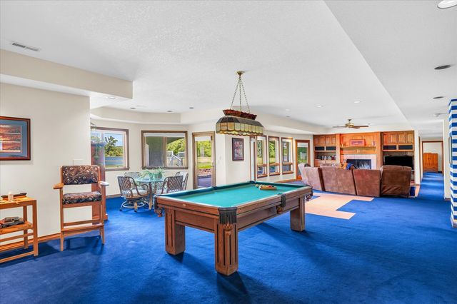 401 M County Road 2425 N, Mahomet, IL 61853