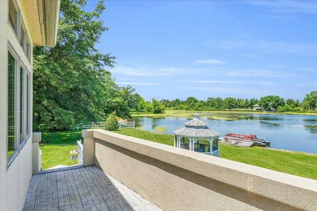 401 M County Road 2425 N, Mahomet, IL 61853