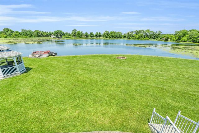 401 M County Road 2425 N, Mahomet, IL 61853