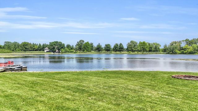 401 M County Road 2425 N, Mahomet, IL 61853