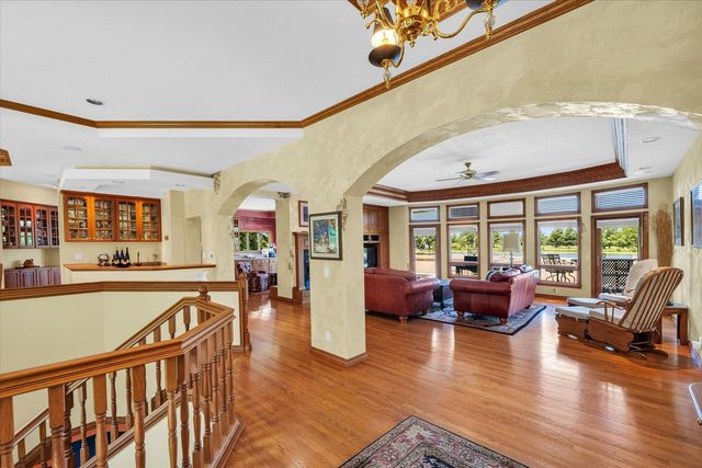 401 M County Road 2425 N, Mahomet, IL 61853