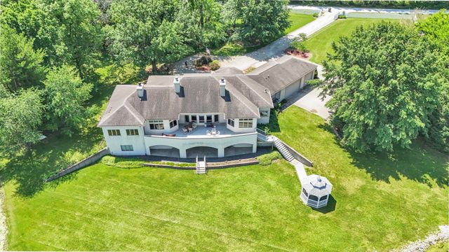 401 M County Road 2425 N, Mahomet, IL 61853