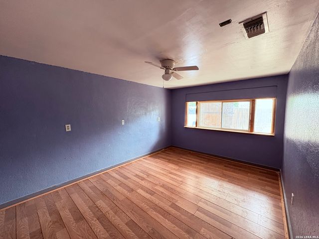 3233 Yucca Loop, Eagle Pass, TX 78852