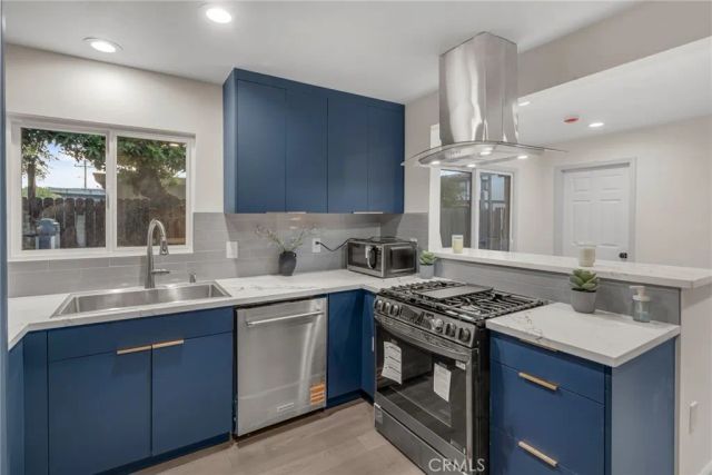14611 Cerise Avenue, Hawthorne, CA 90250