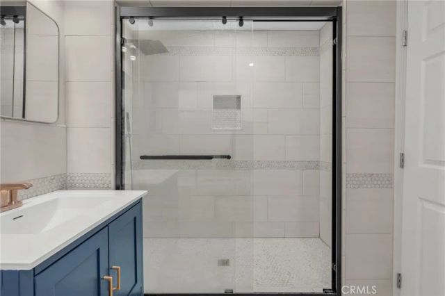 14611 Cerise Avenue, Hawthorne, CA 90250