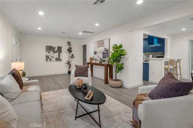 14611 Cerise Avenue, Hawthorne, CA 90250