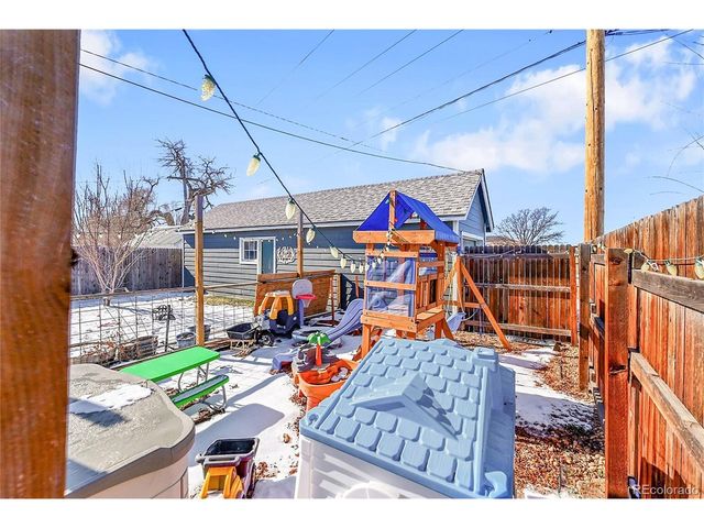 303 S 2nd Ave, Brighton, CO 80601