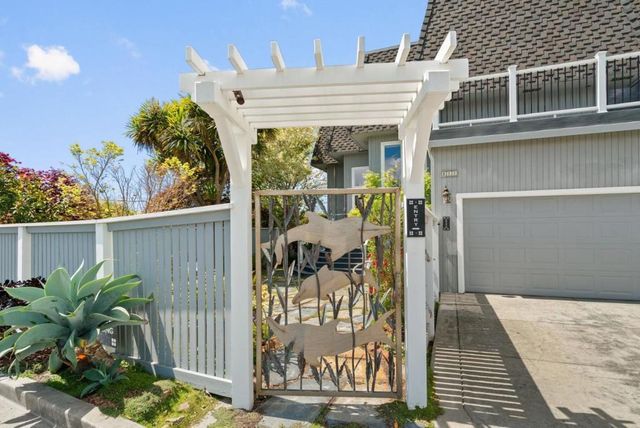 523 Middlefield Drive, Aptos, CA 95003