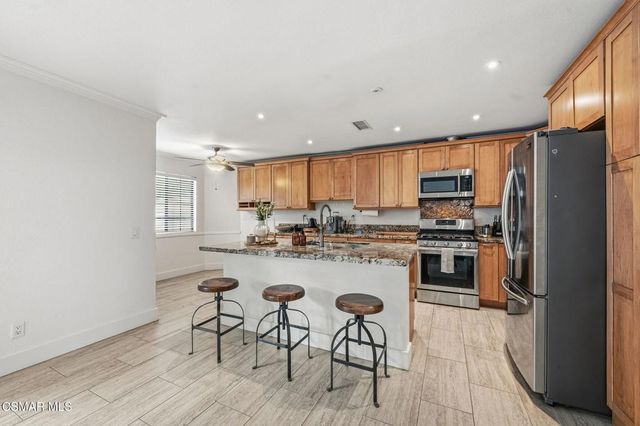 847 Links View Drive, Simi Valley, CA 93065